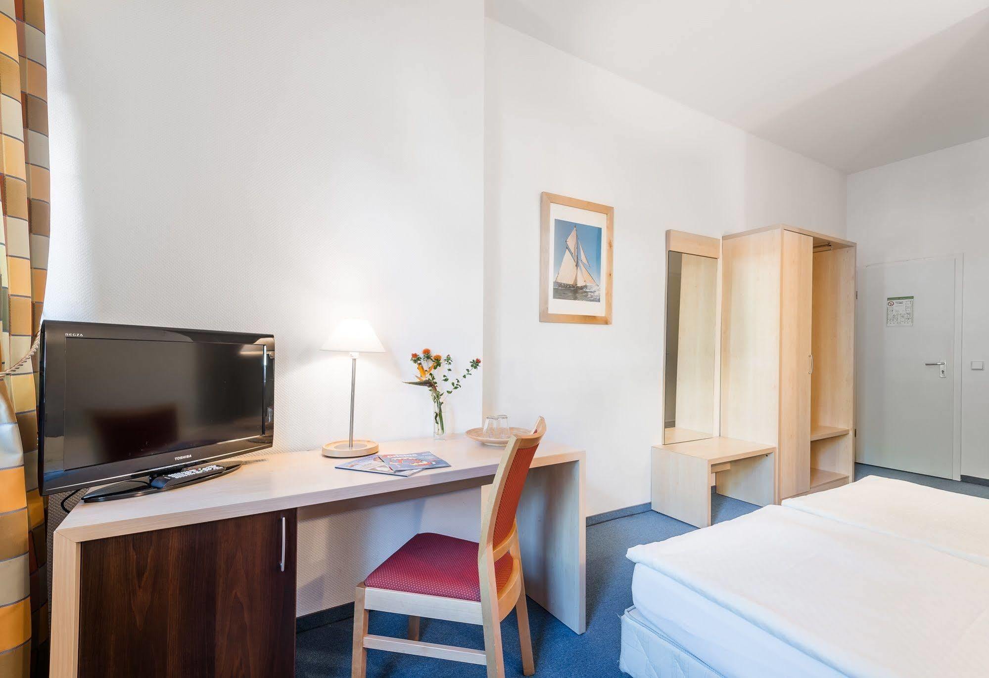 Pension Prenzlberg Berlin Exteriör bild