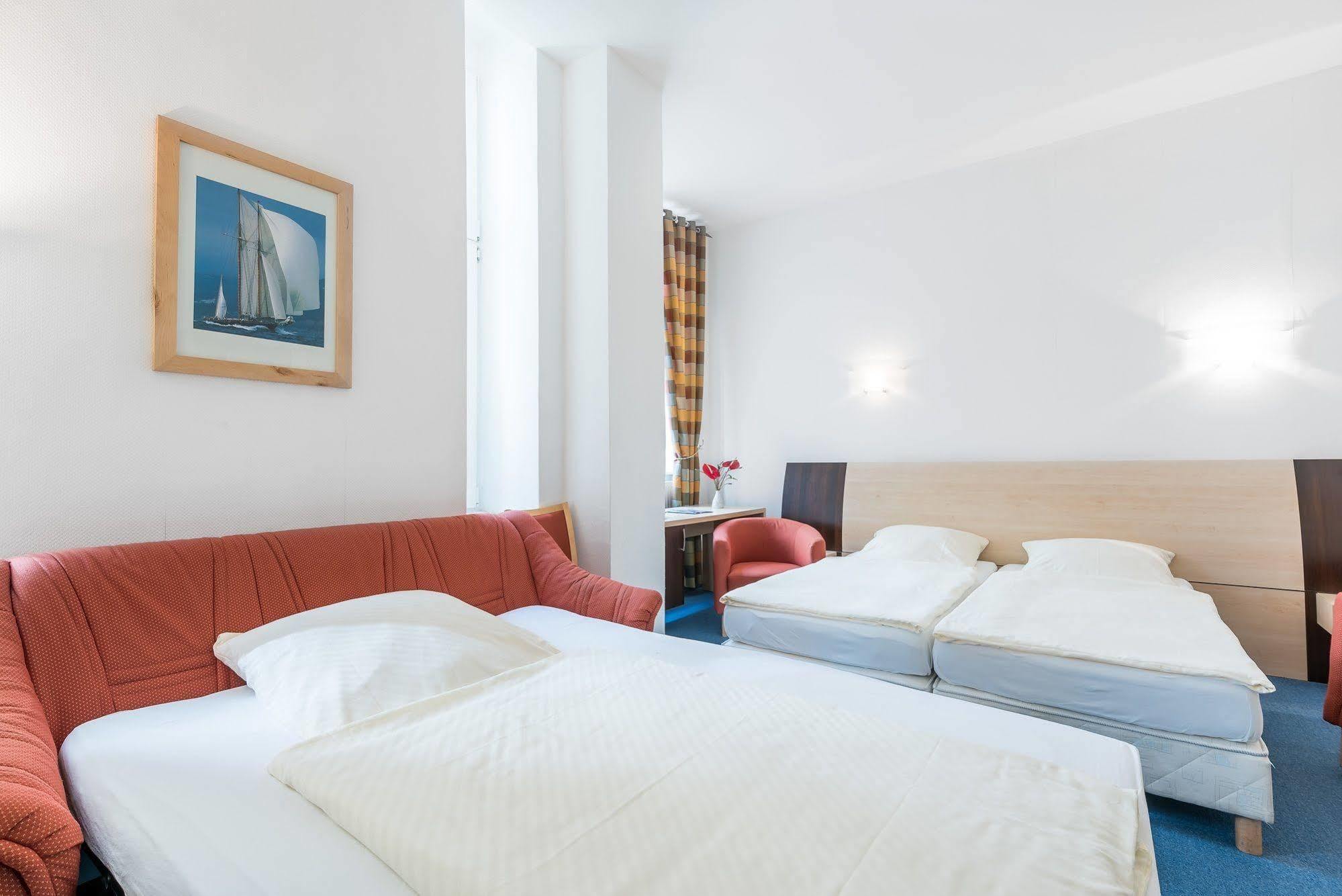 Pension Prenzlberg Berlin Exteriör bild