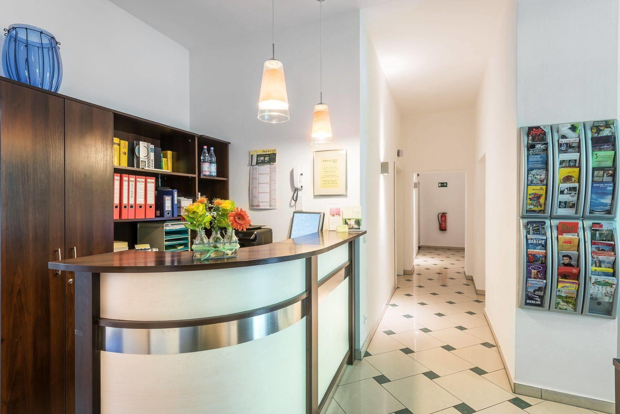Pension Prenzlberg Berlin Exteriör bild
